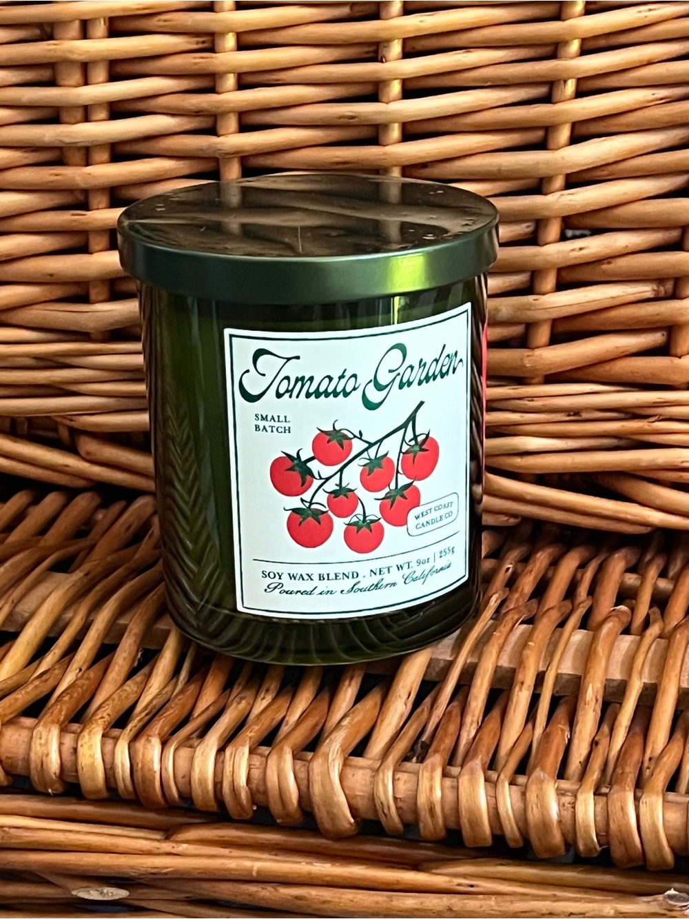 Tomato Garden Soy Wax Candle very close match to actual tomato vine scent